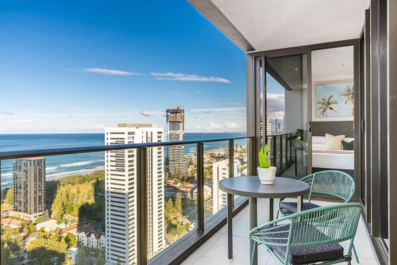Modern Broadbeach With Amazing Views Holiday home *