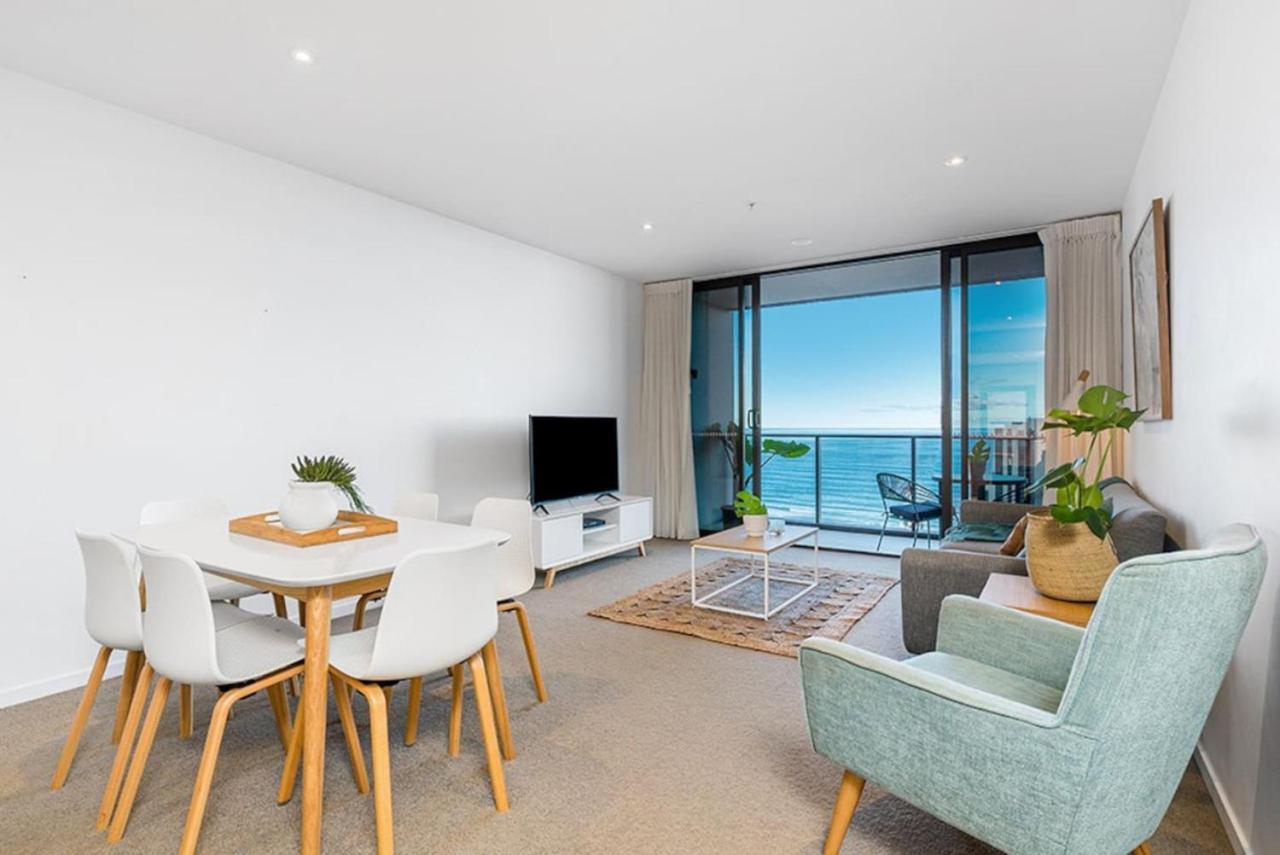 Modern Broadbeach With Amazing Views Holiday home *