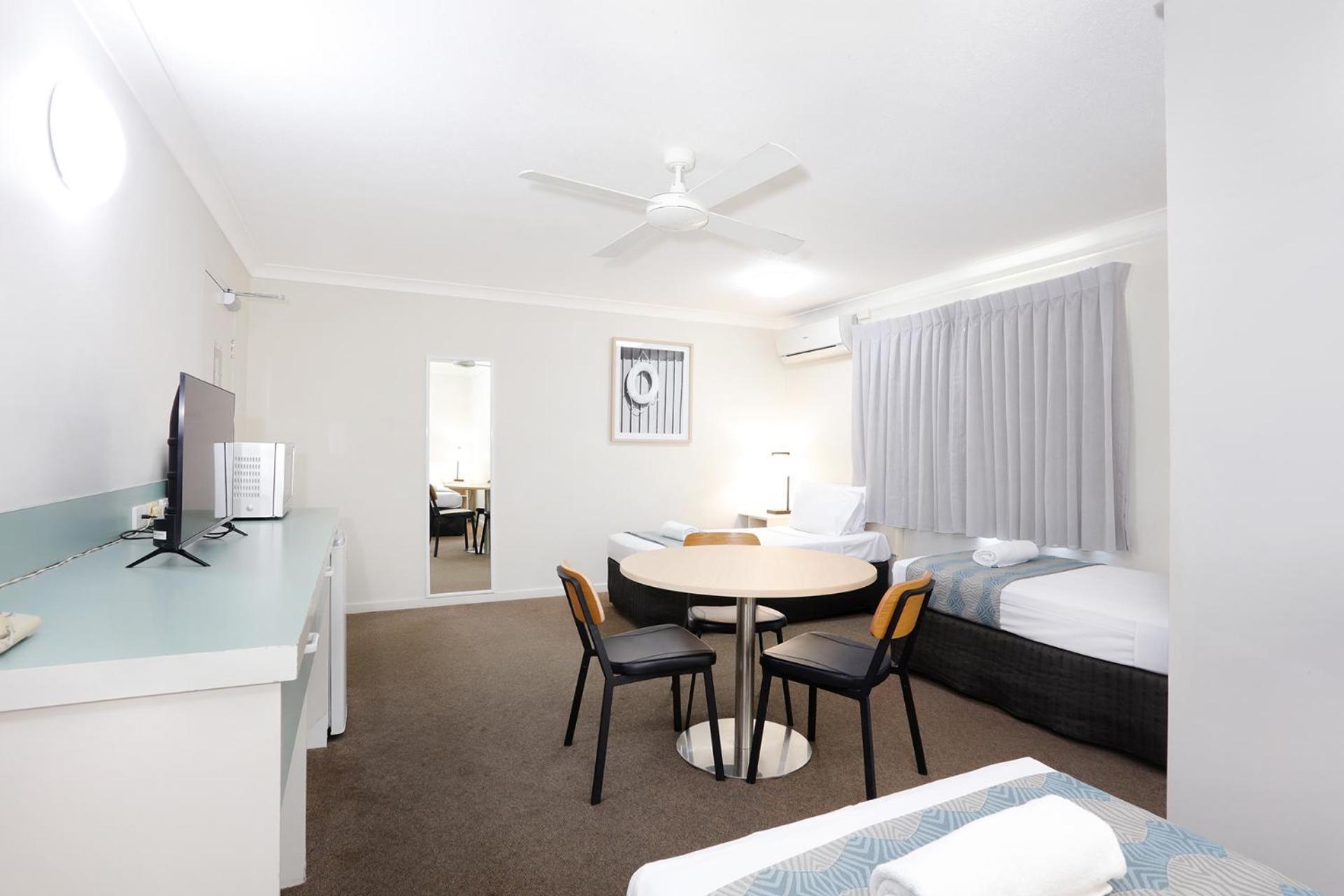 Southport & Aparthotel 3*