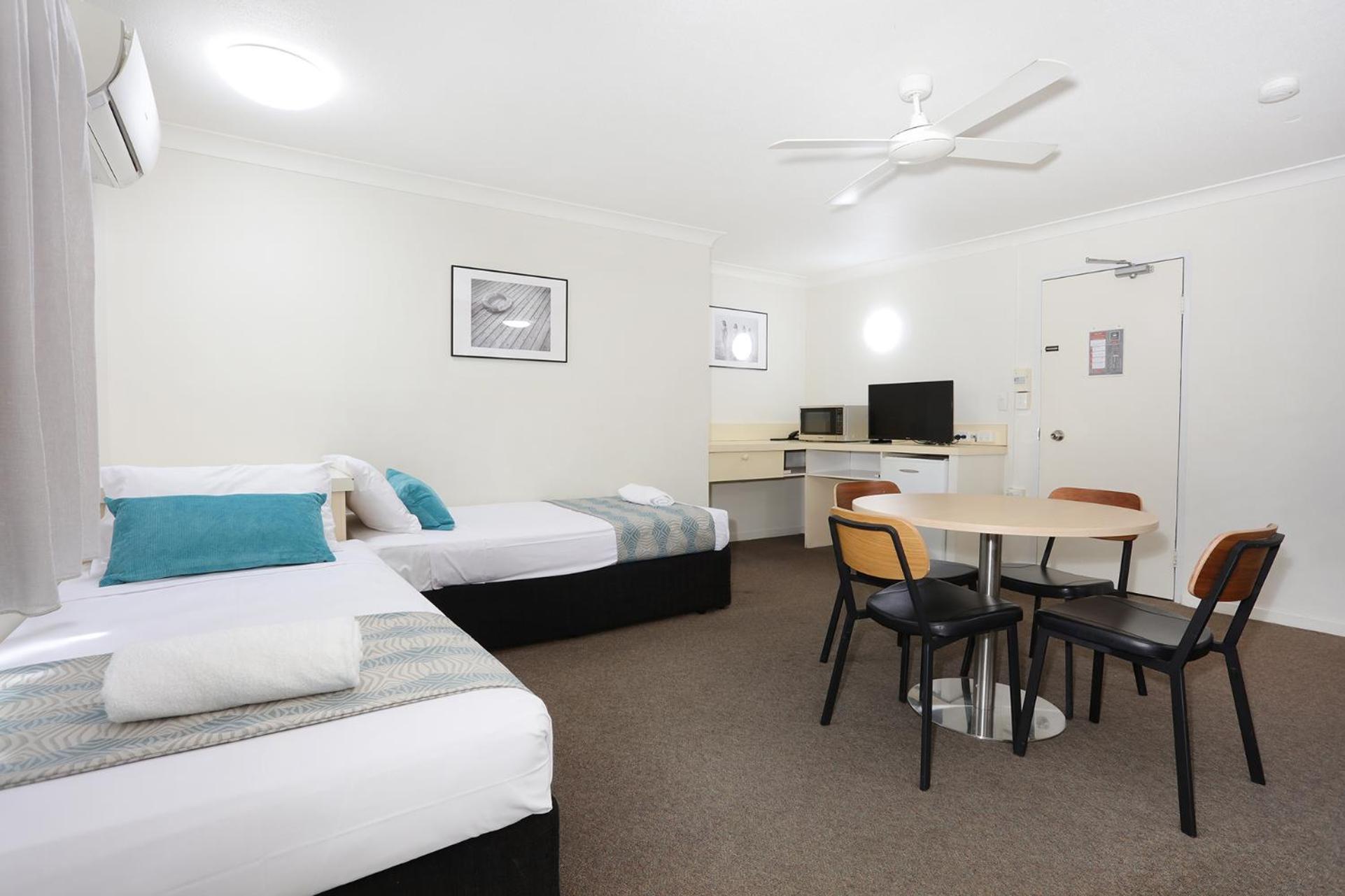 Southport & Aparthotel 3*