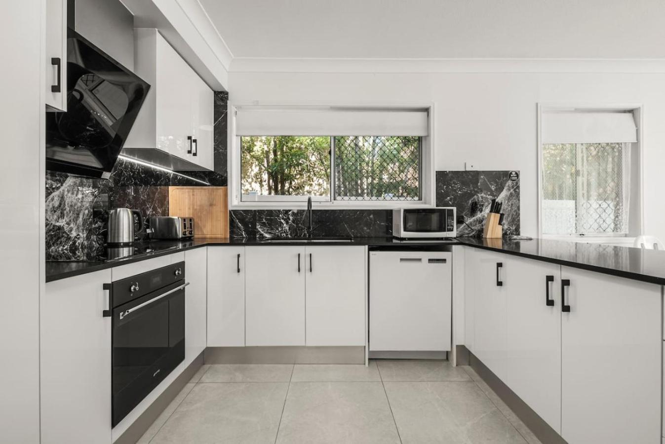 3br Charming Near Malls Gym Parks And Nature Holiday home