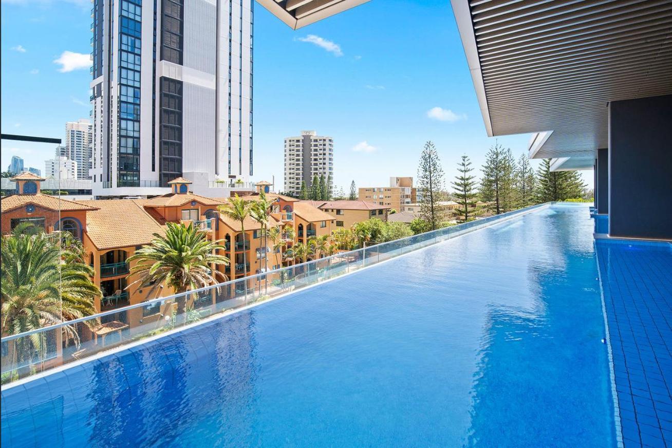 2 Bedroom Ocean-viewing