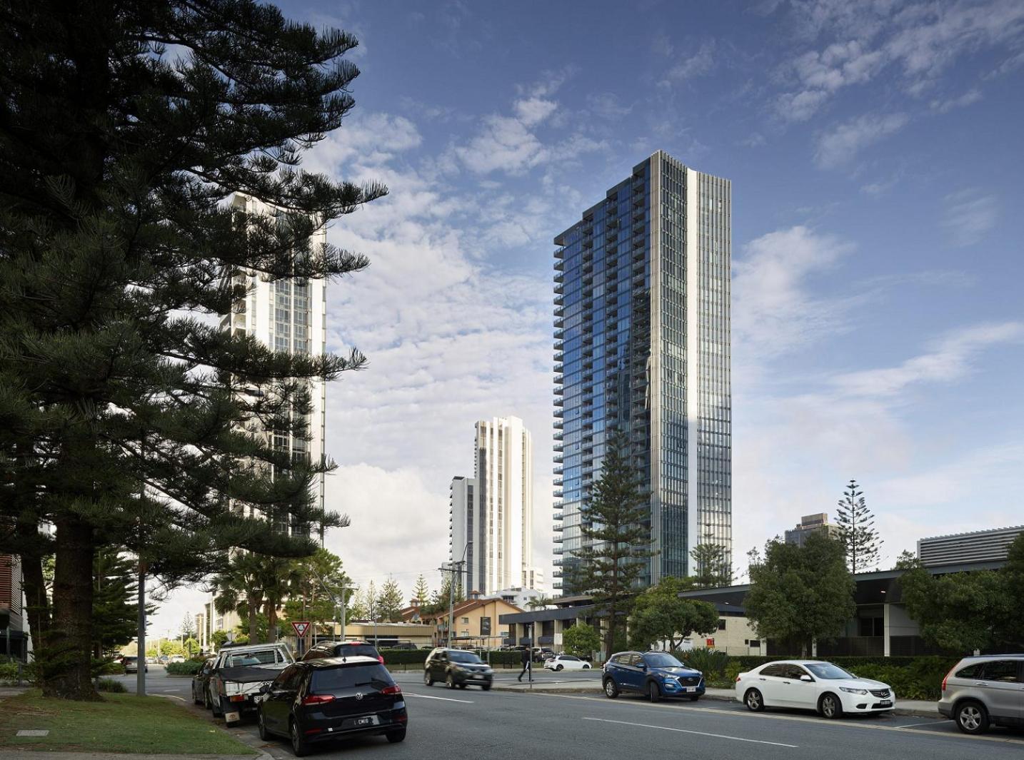 2 Bedroom Ocean-viewing * Gold Coast