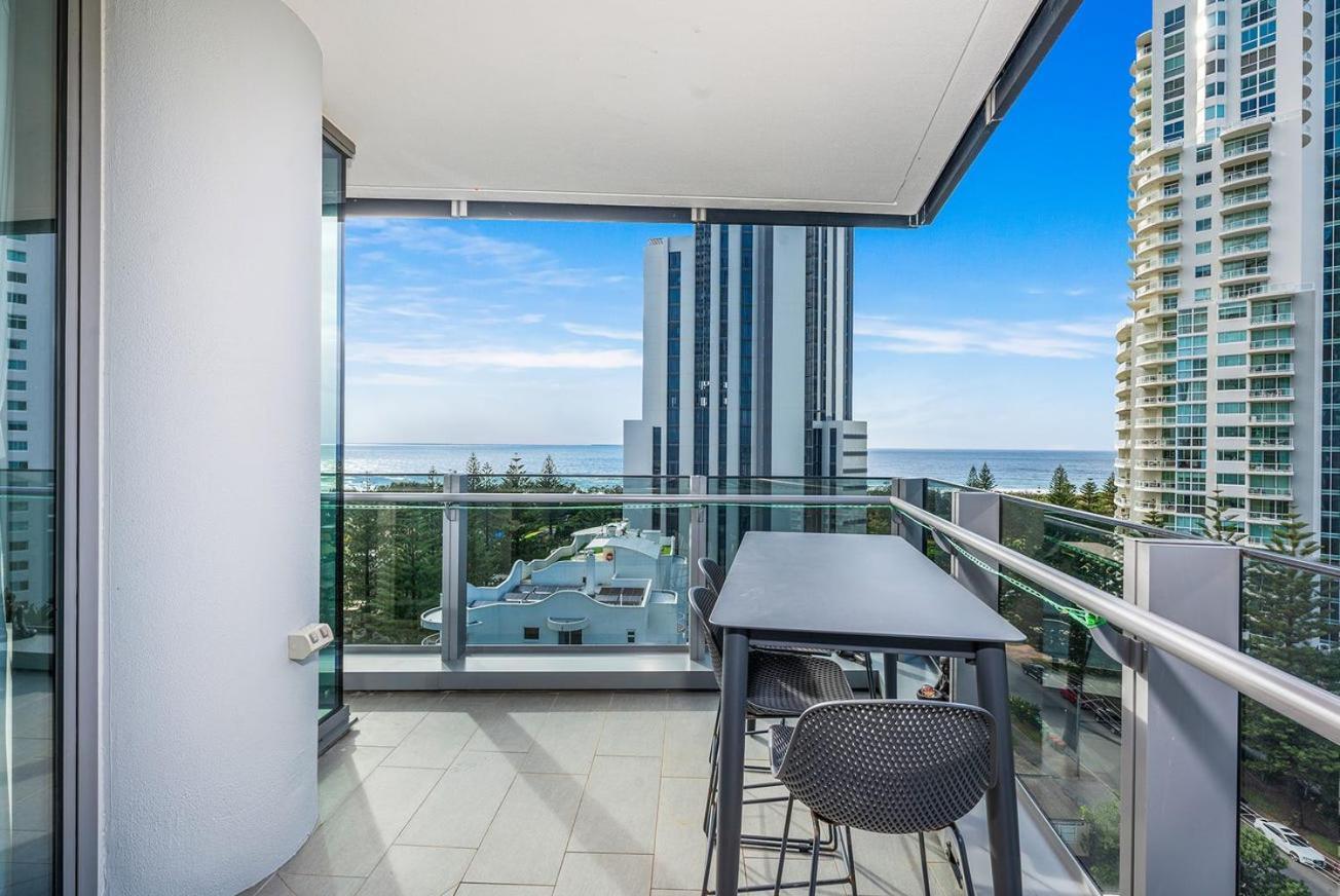 Apartment 2 Bedroom Ocean-viewing *