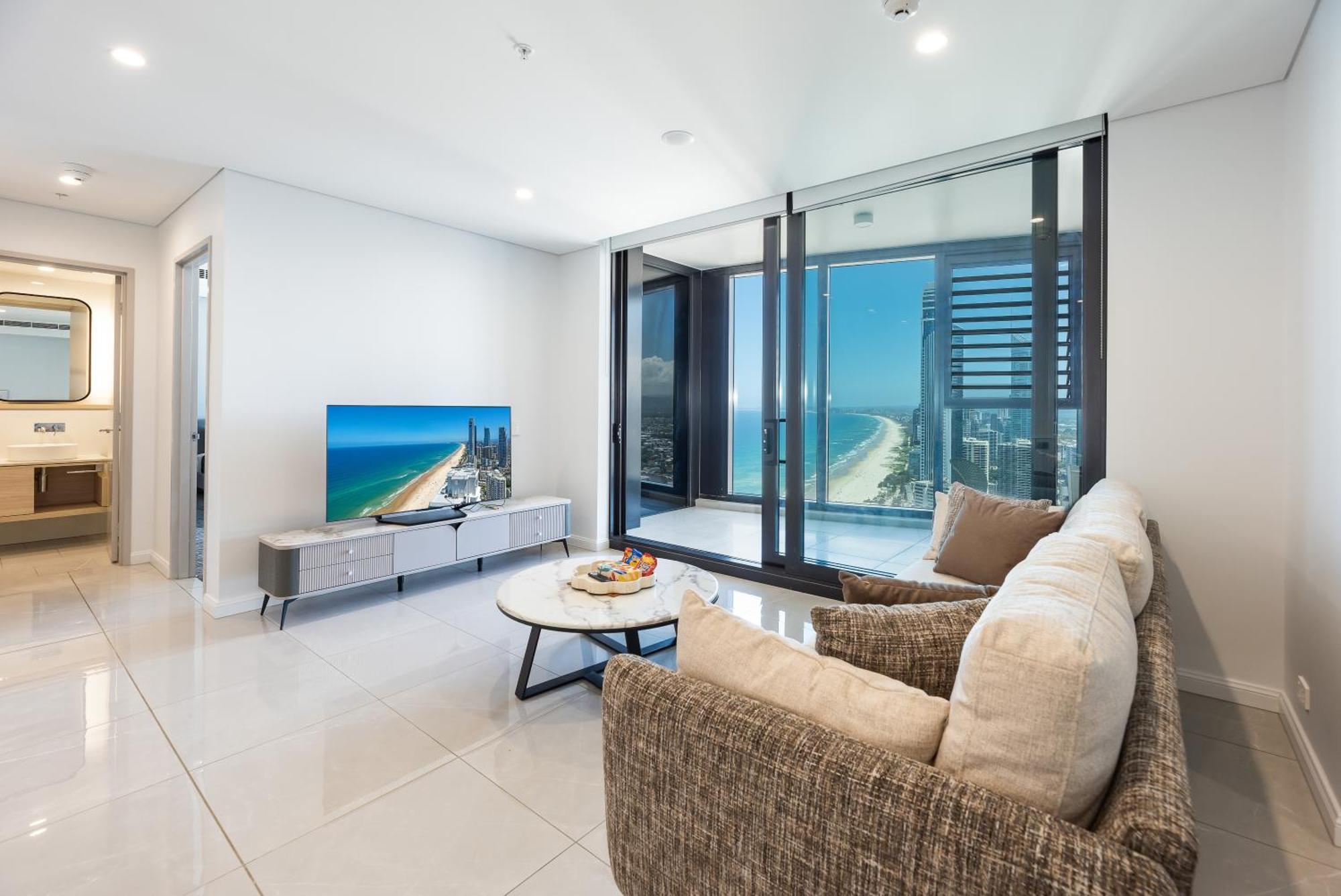 Oceanview Luxury Beachfront 2b2b Gold Coast