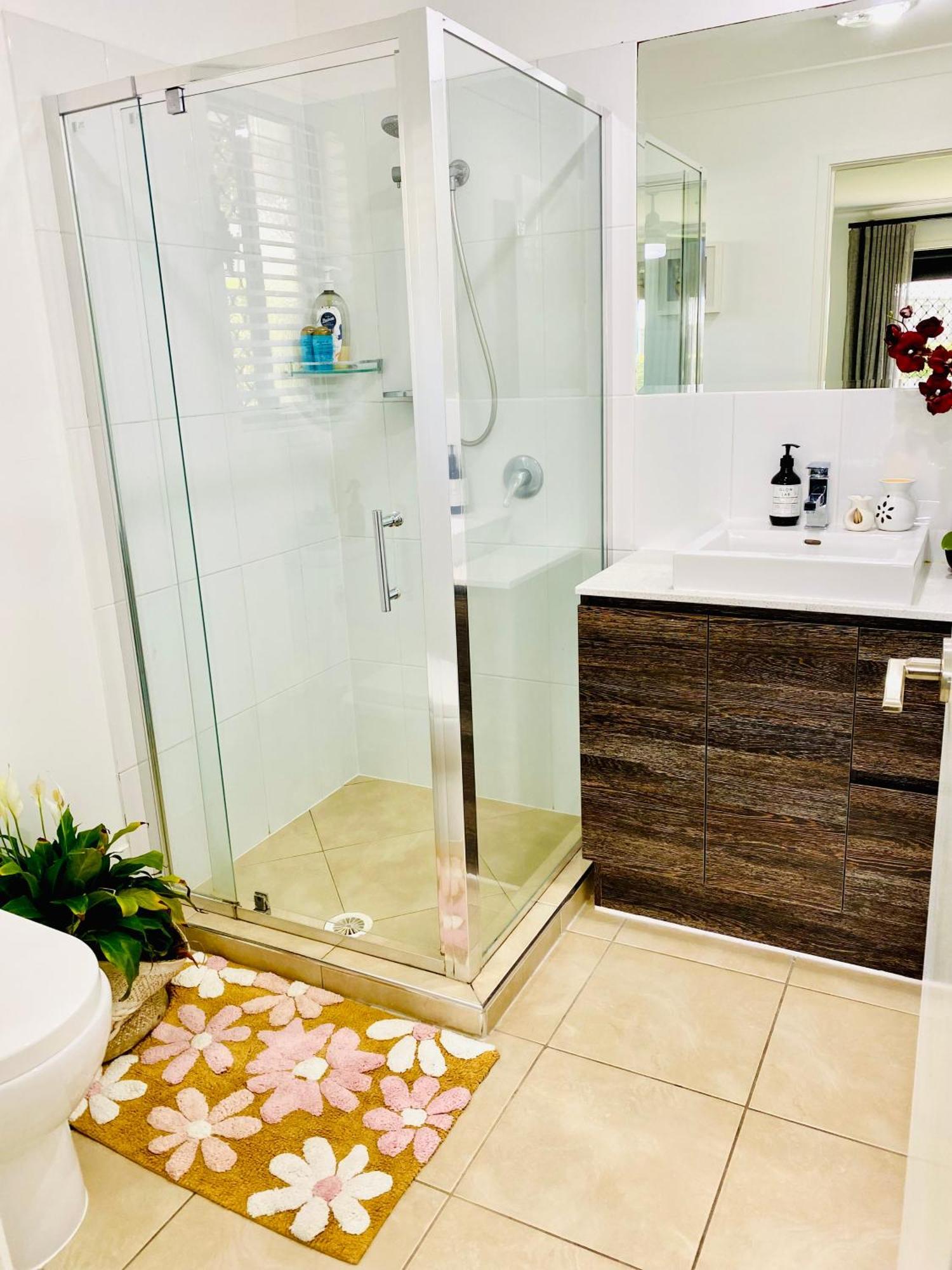 A Peaceful Private Away From In Pacific Pines Gold Coast