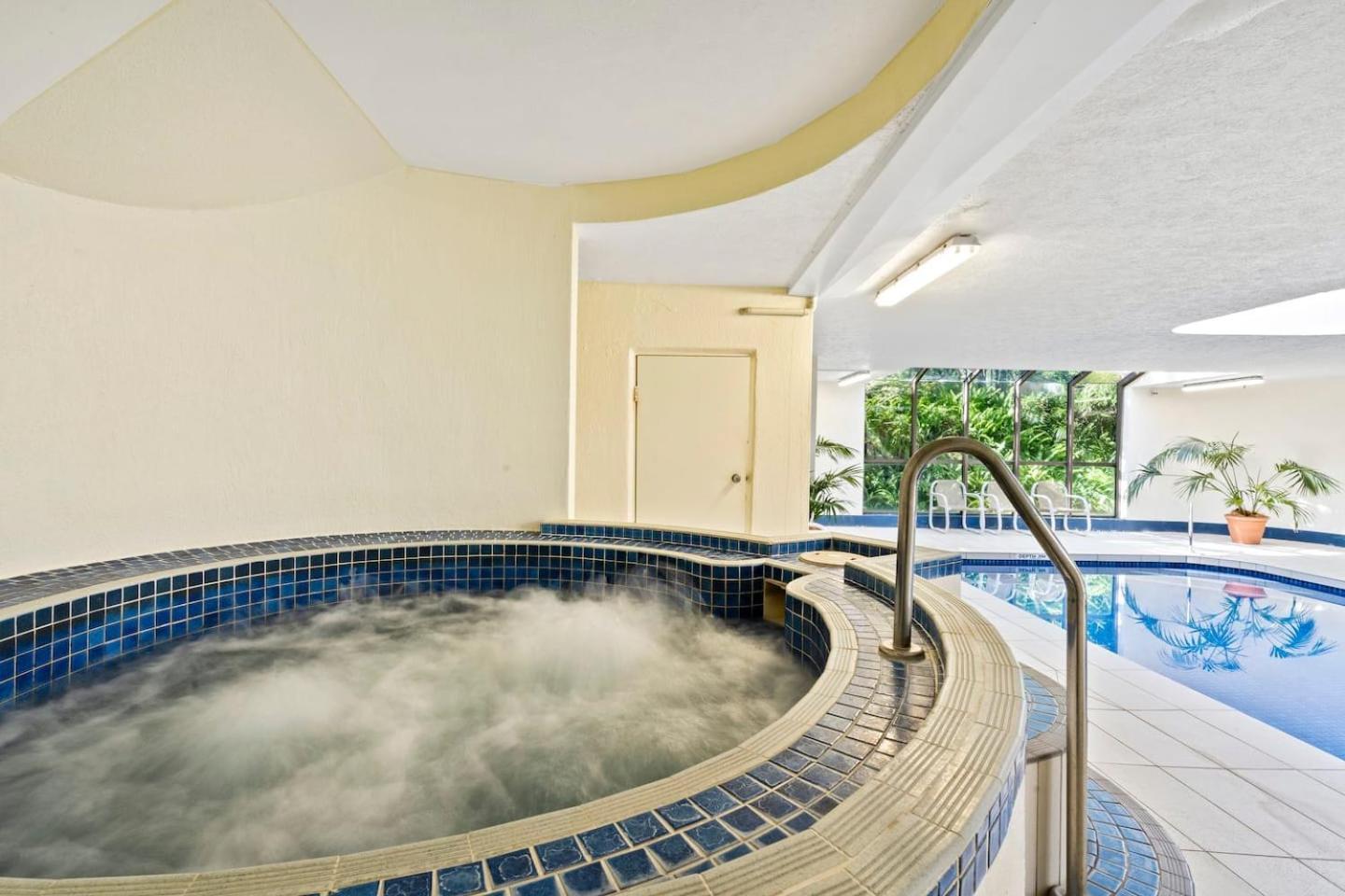 Surfers Paradise Fun Beachside Retreat Gold Coast