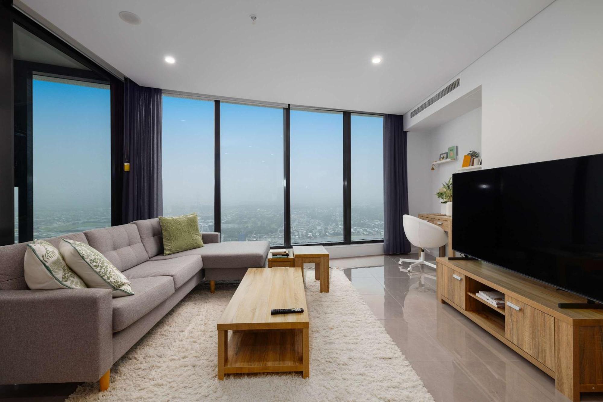 Apartment Oceanfront Retreat Serene Views Walk To The