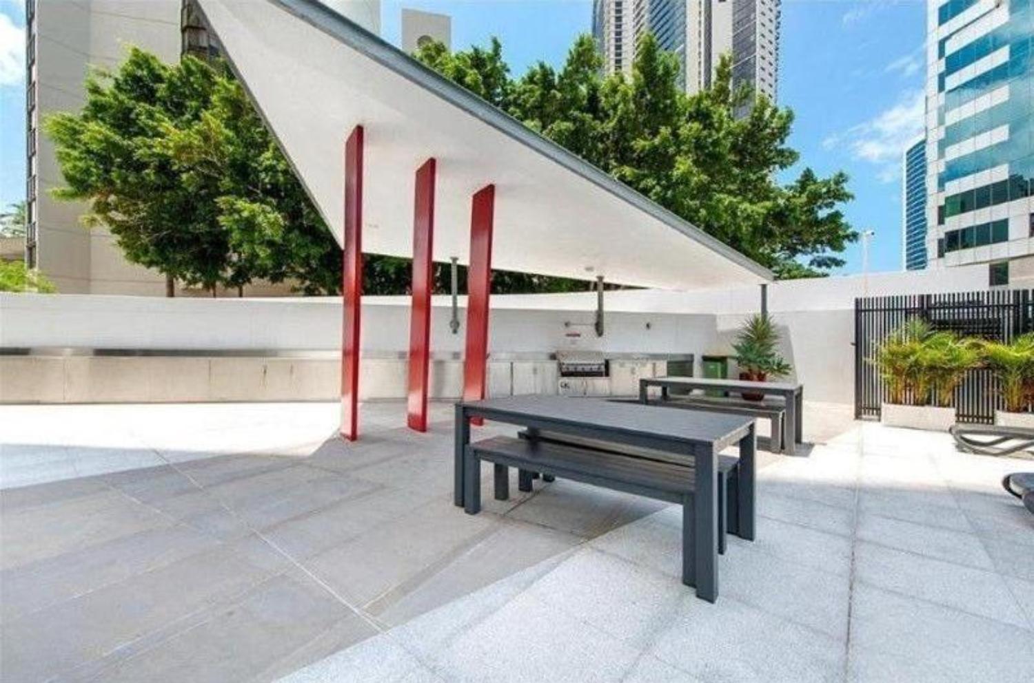 Skyline Serenity Apartamento