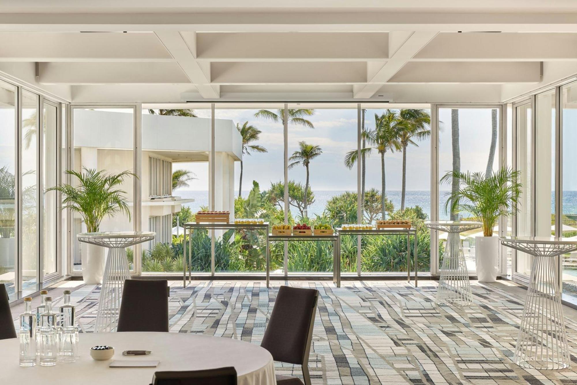 Sheraton Grand Mirage 5*