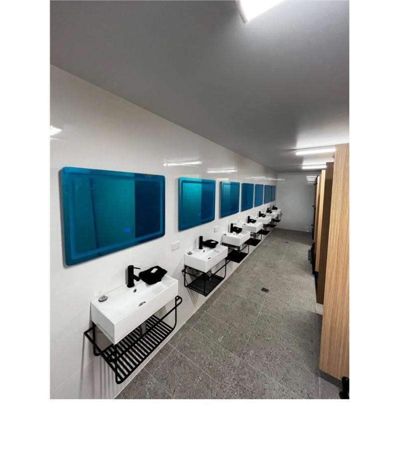 Capsuleaccom Hostel *