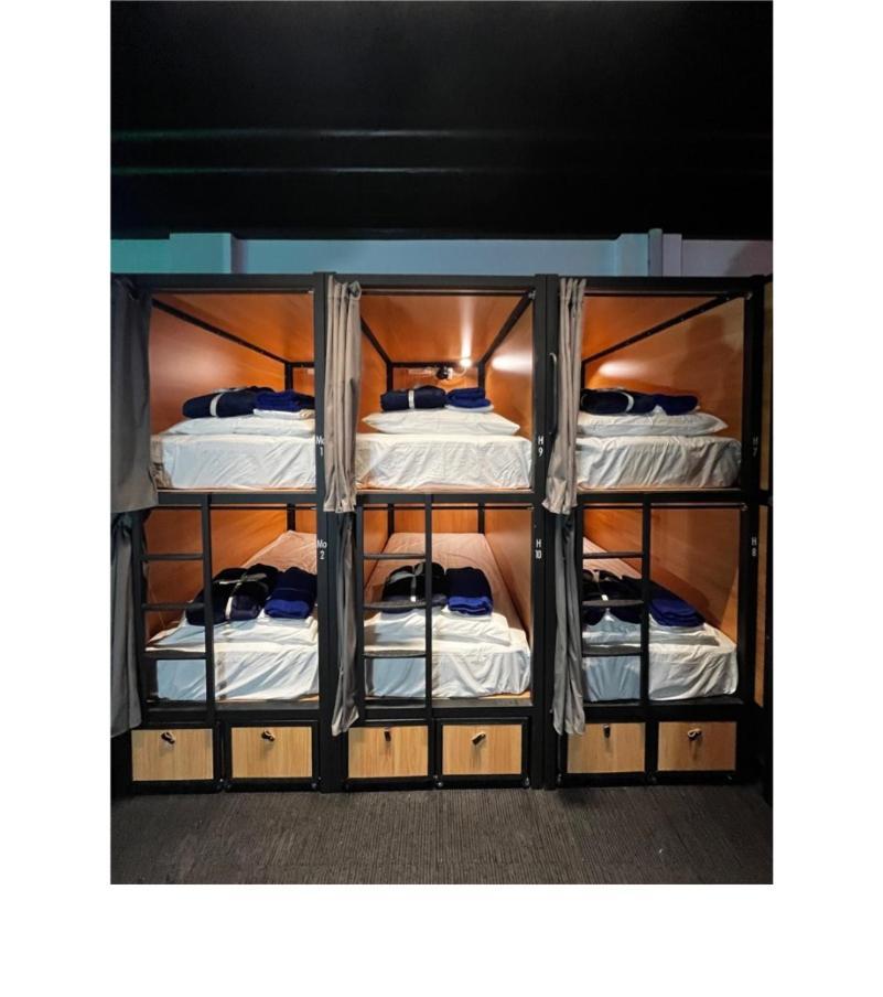 Hostel Capsuleaccom Gold Coast