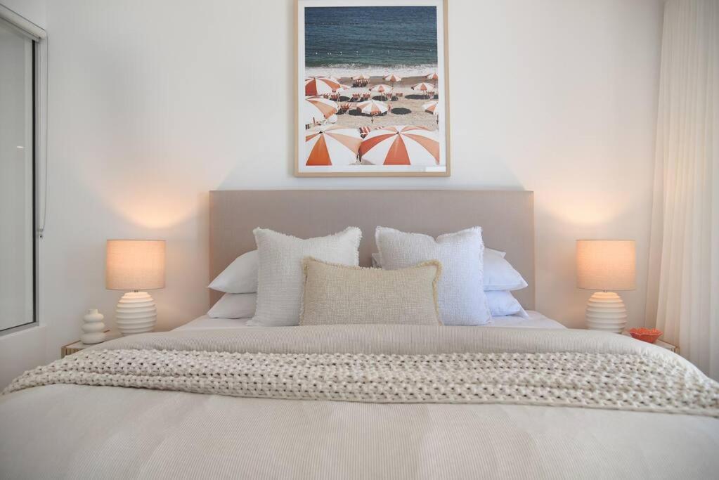 Beauty At Oracle 12502 Apartment