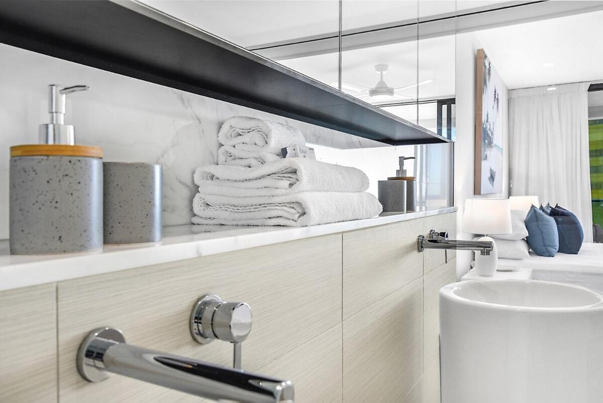 Ocean Perfection At Oracle 12303 Apartment