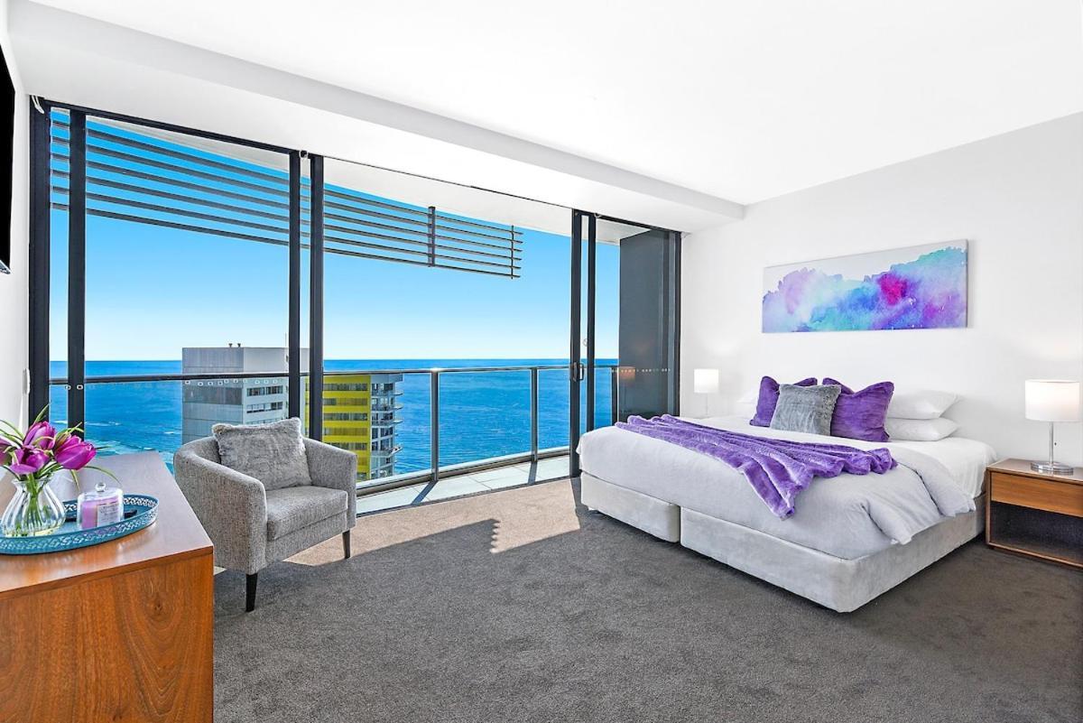 Luxe Skyhome At Oracle 14401 Gold Coast