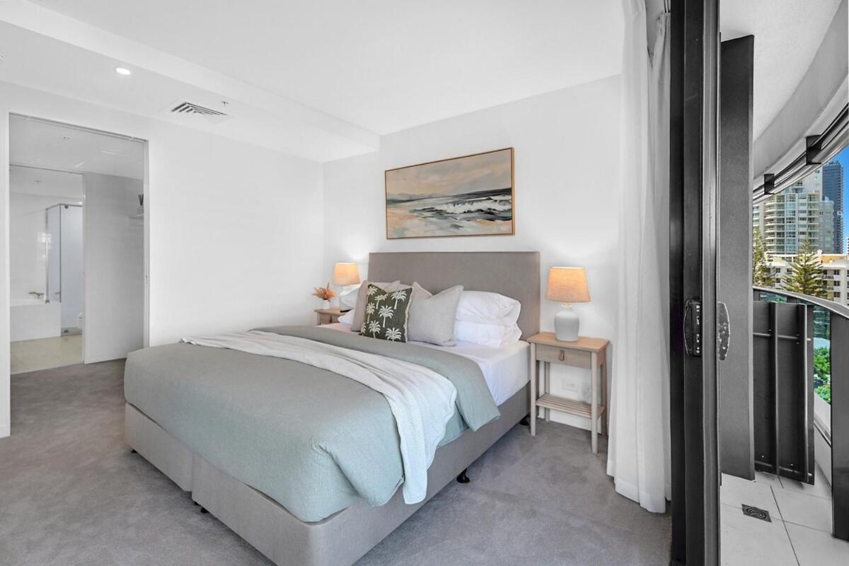 Apartment At Oracle 10508