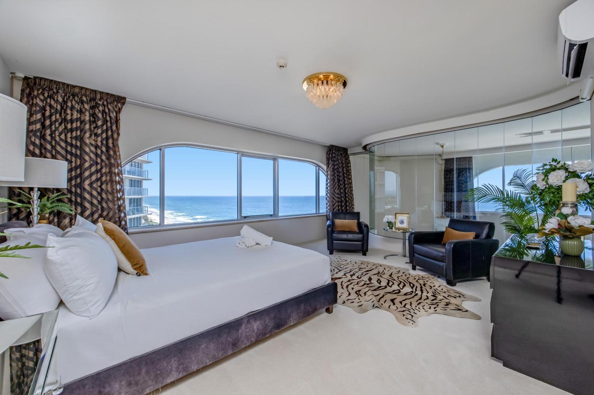 Pacific Plaza Aparthotel