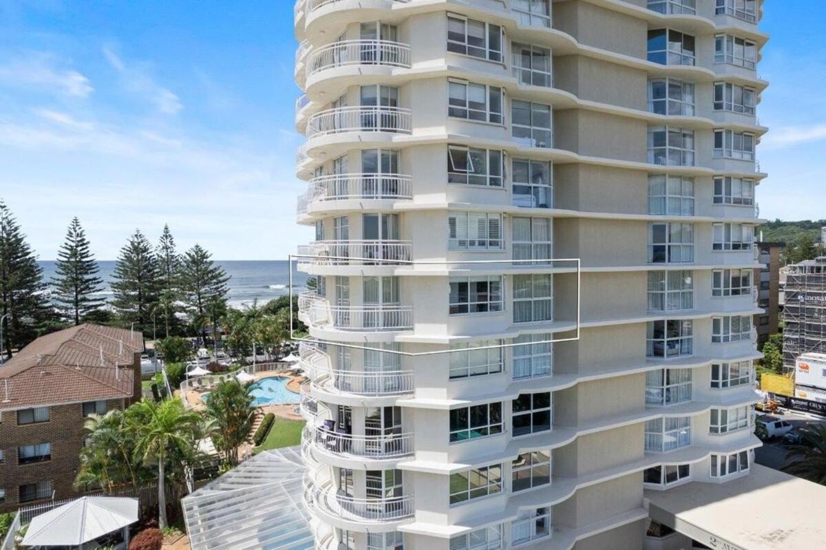 Ocean View Coastal Haven In Burleigh Heads Gold Coast