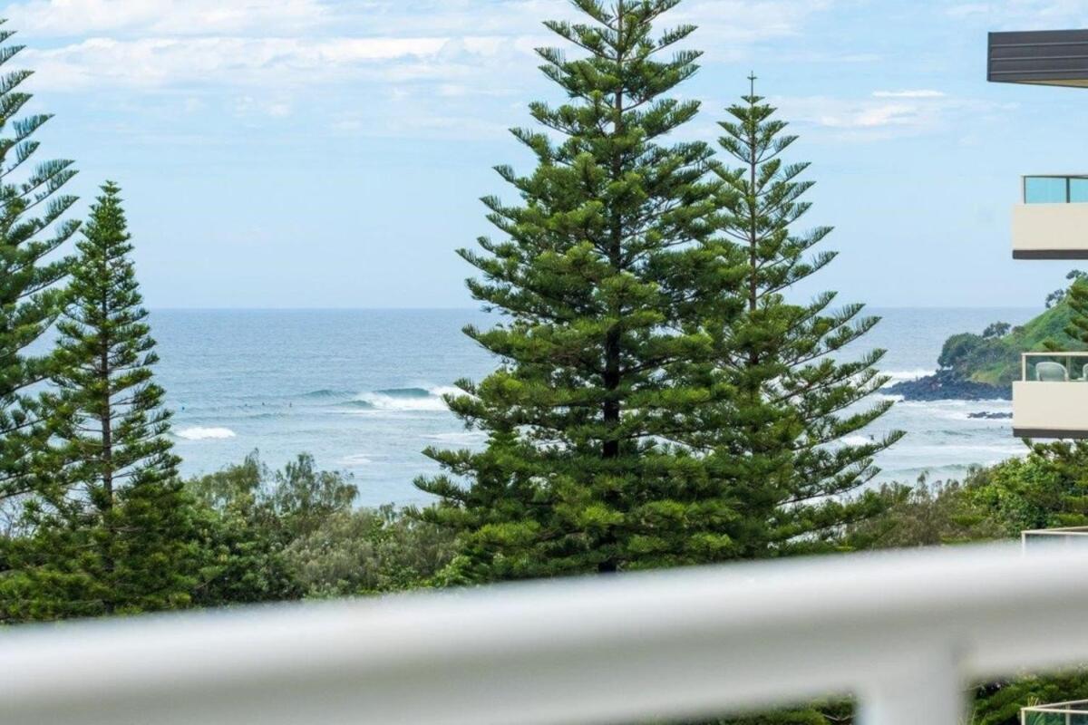 Apartment Ocean View Coastal Haven In Burleigh Heads