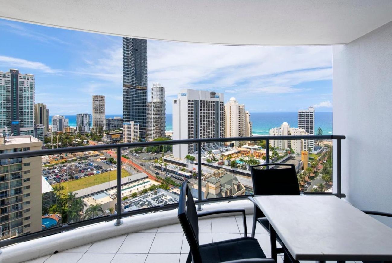 Apartment Towers Of Chevron - Private - Hosted By Coastal Letting Co. *