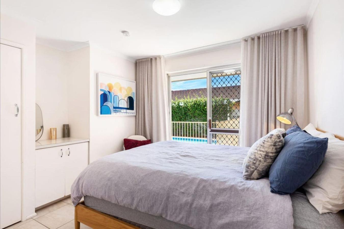 Water View Family Getaway - Wifi, Pool, Bbq Holiday home Gold Coast