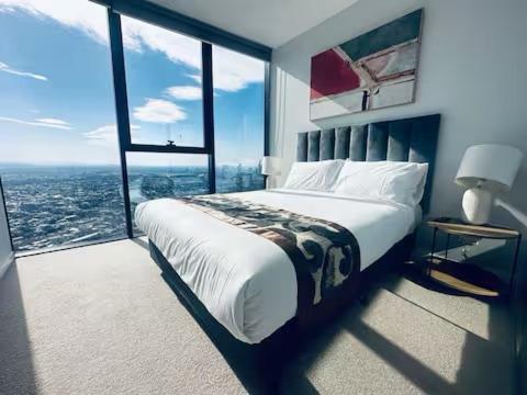 Azure Skyline Casino Residences * Gold Coast