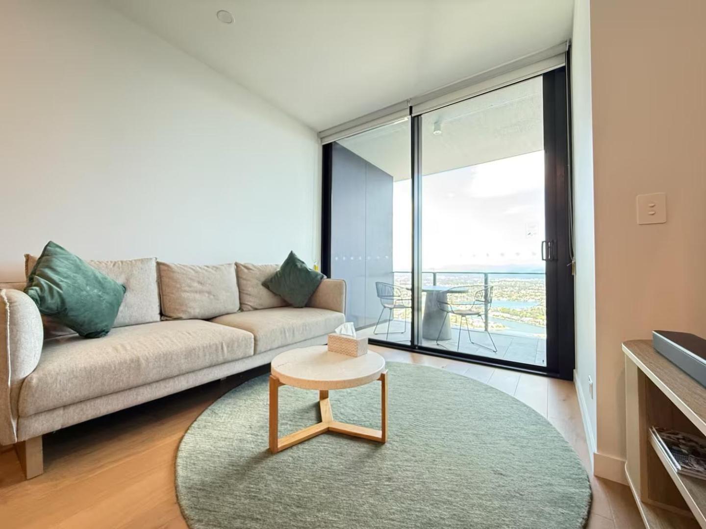 Aparthotel Azure Skyline Casino Residences *