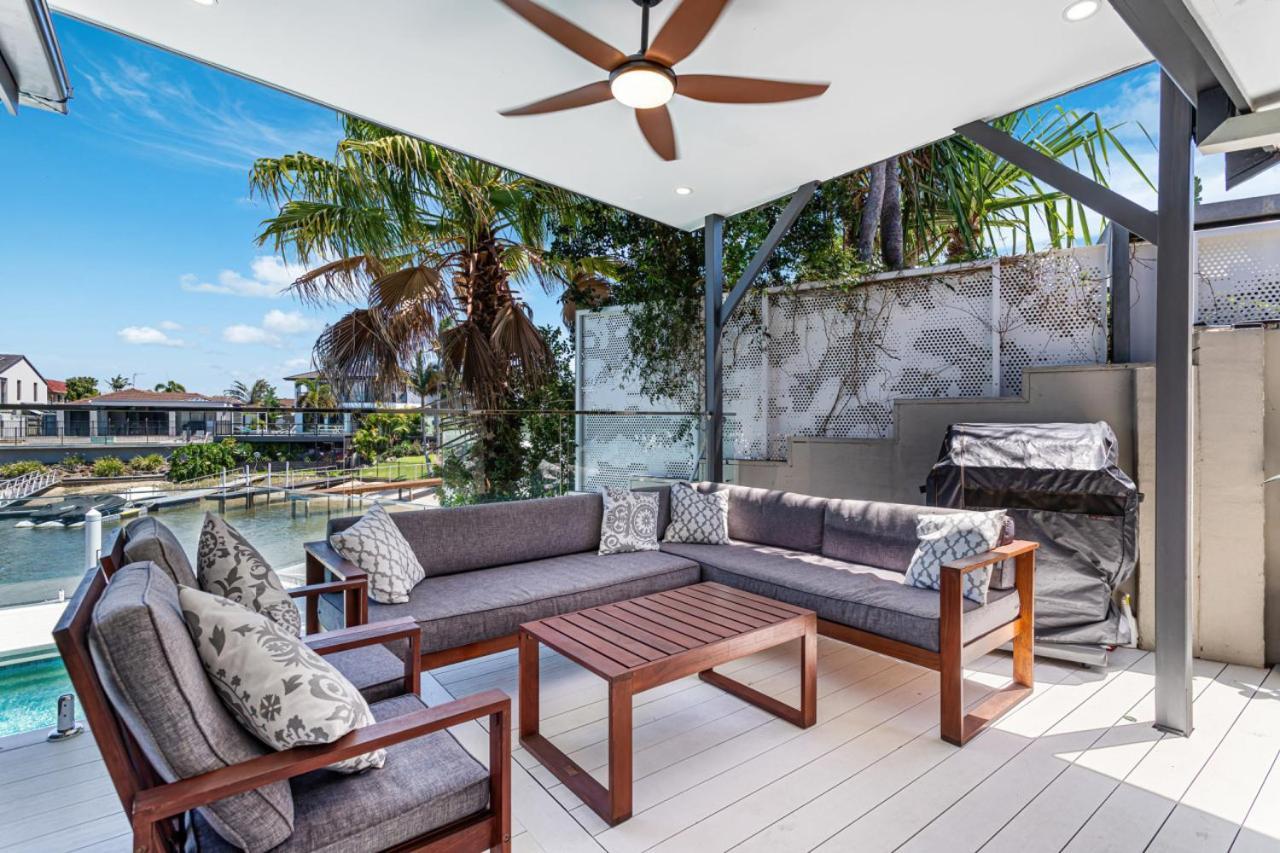 Luxury Waterside Oasis Holiday home Gold Coast