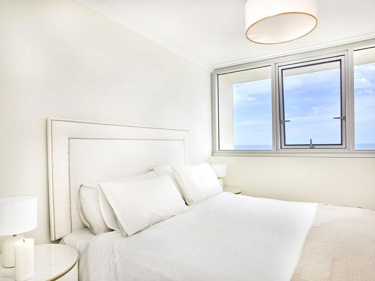 Utopia Seaside Apartment Gold Coast