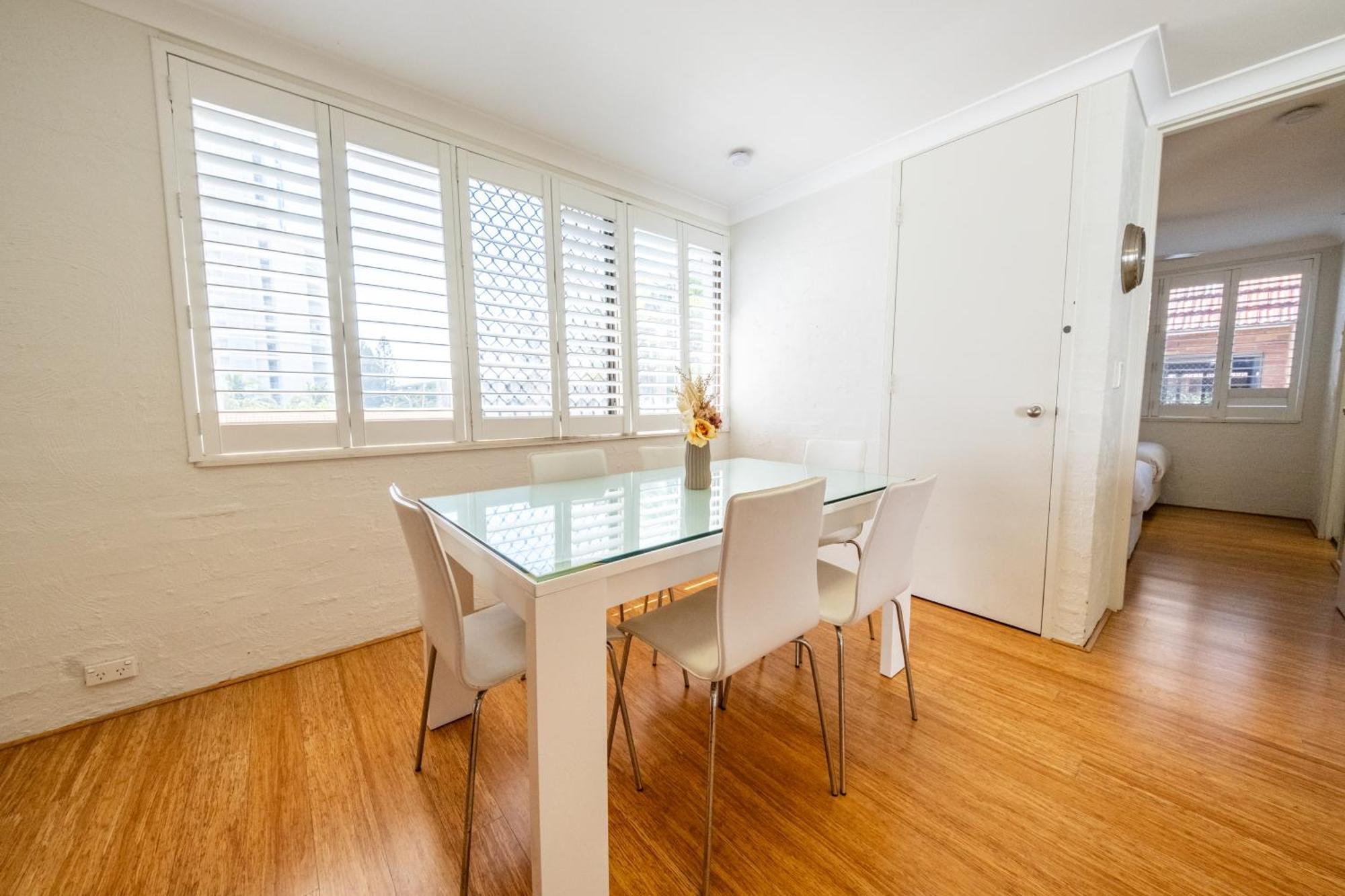 Sunbury Broadbeach *