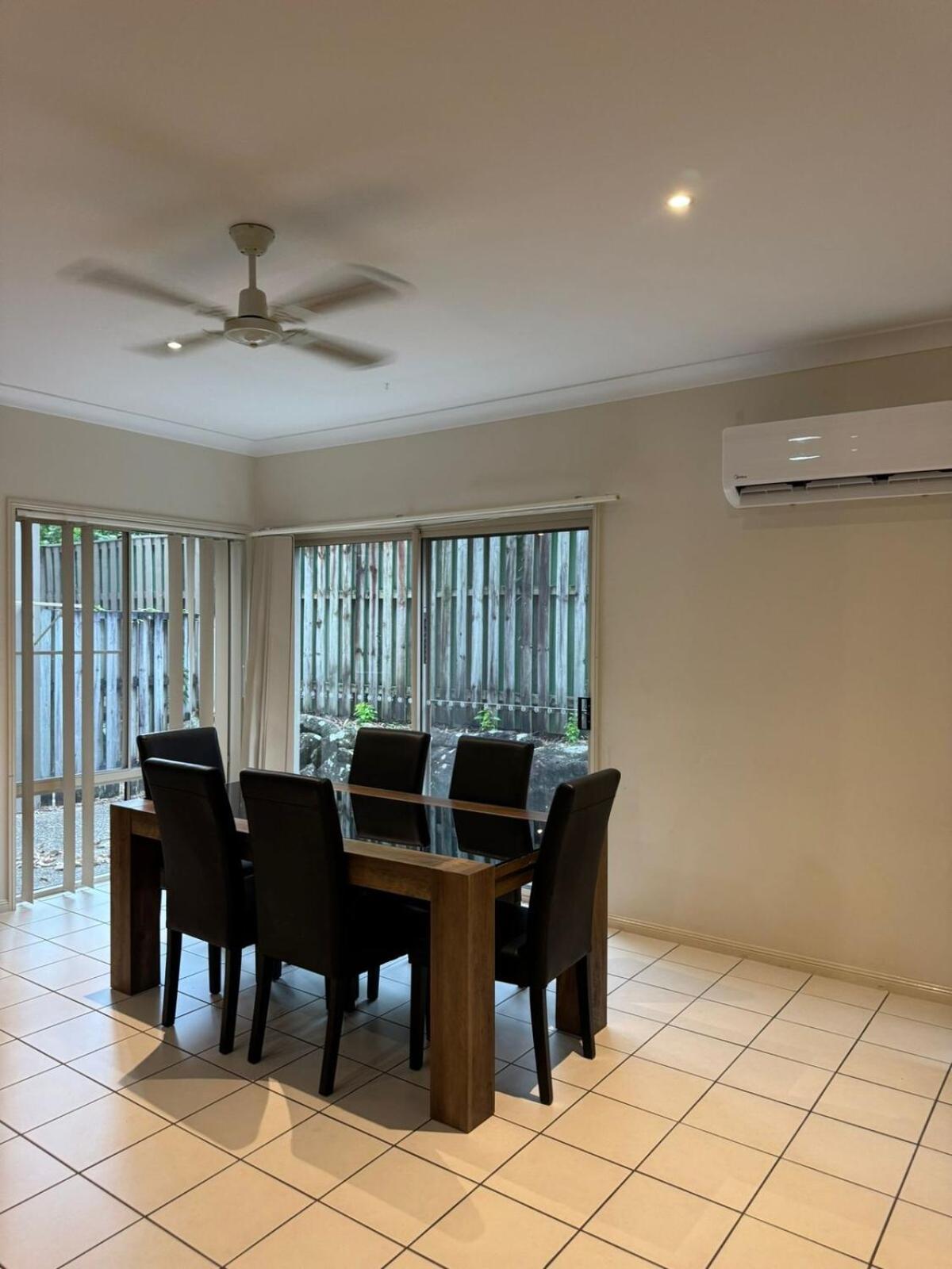 Villa Chic Double Story Entire In *