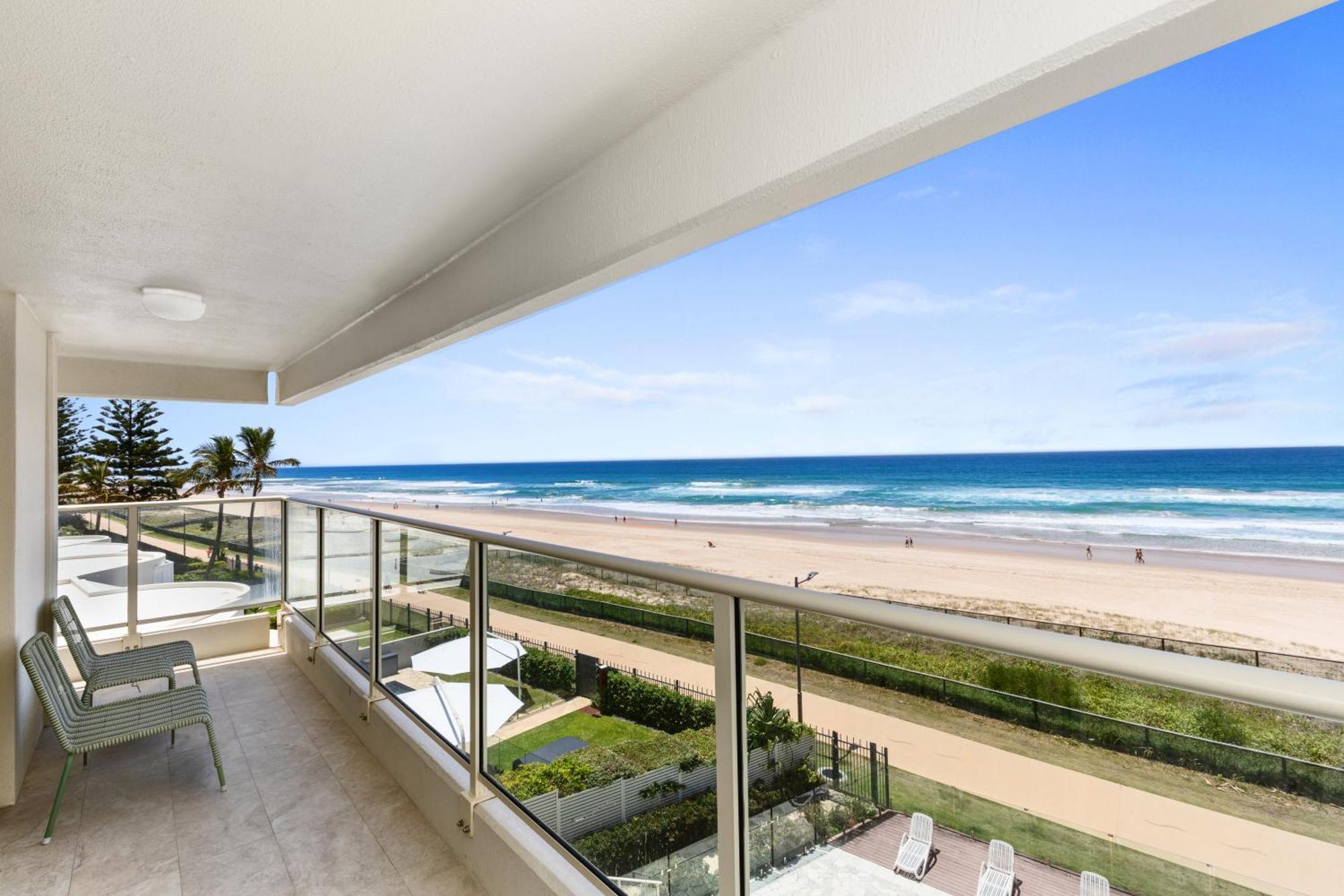 Viscount On The 4* Gold Coast