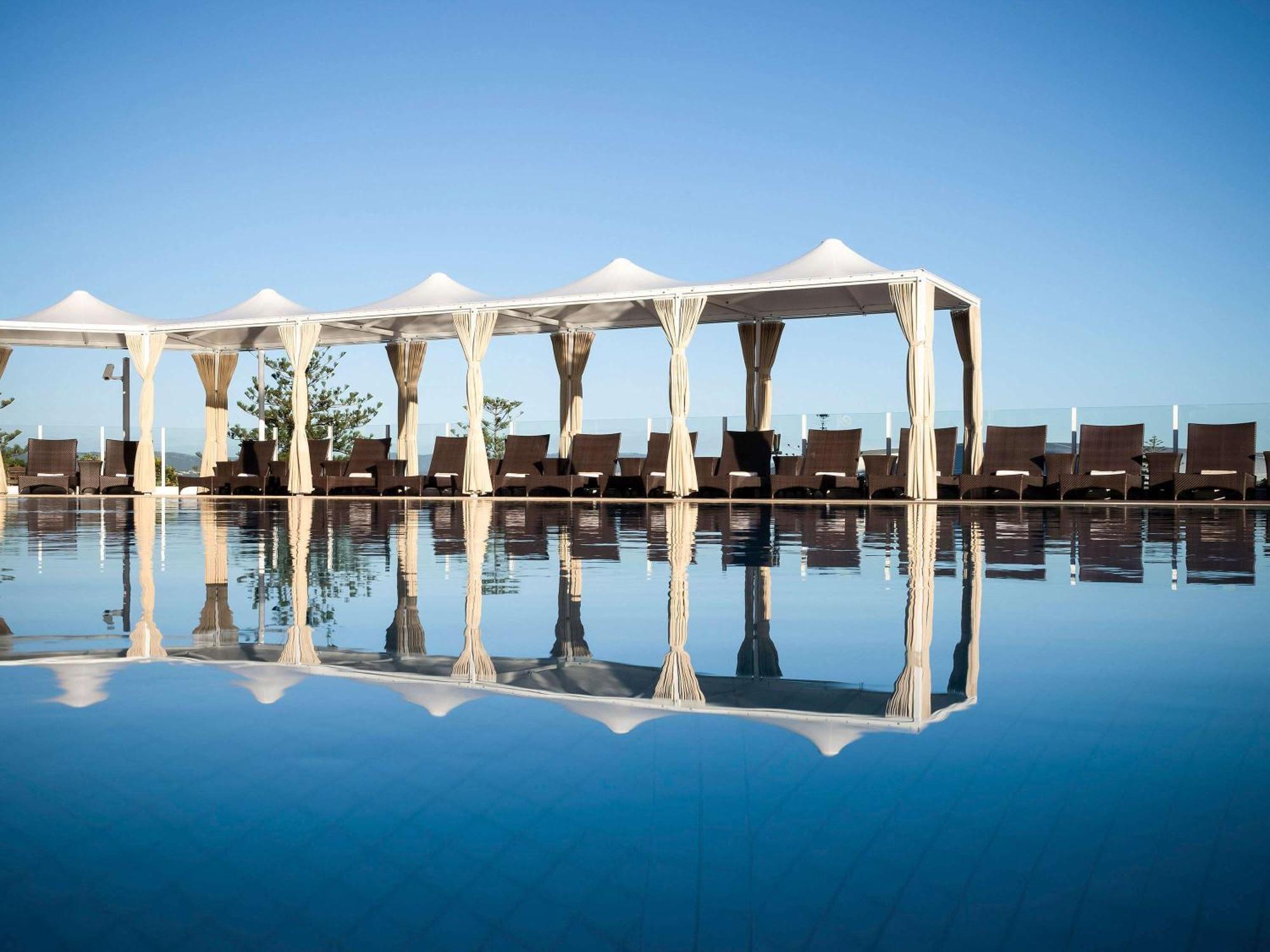 Sofitel Broadbeach 5*