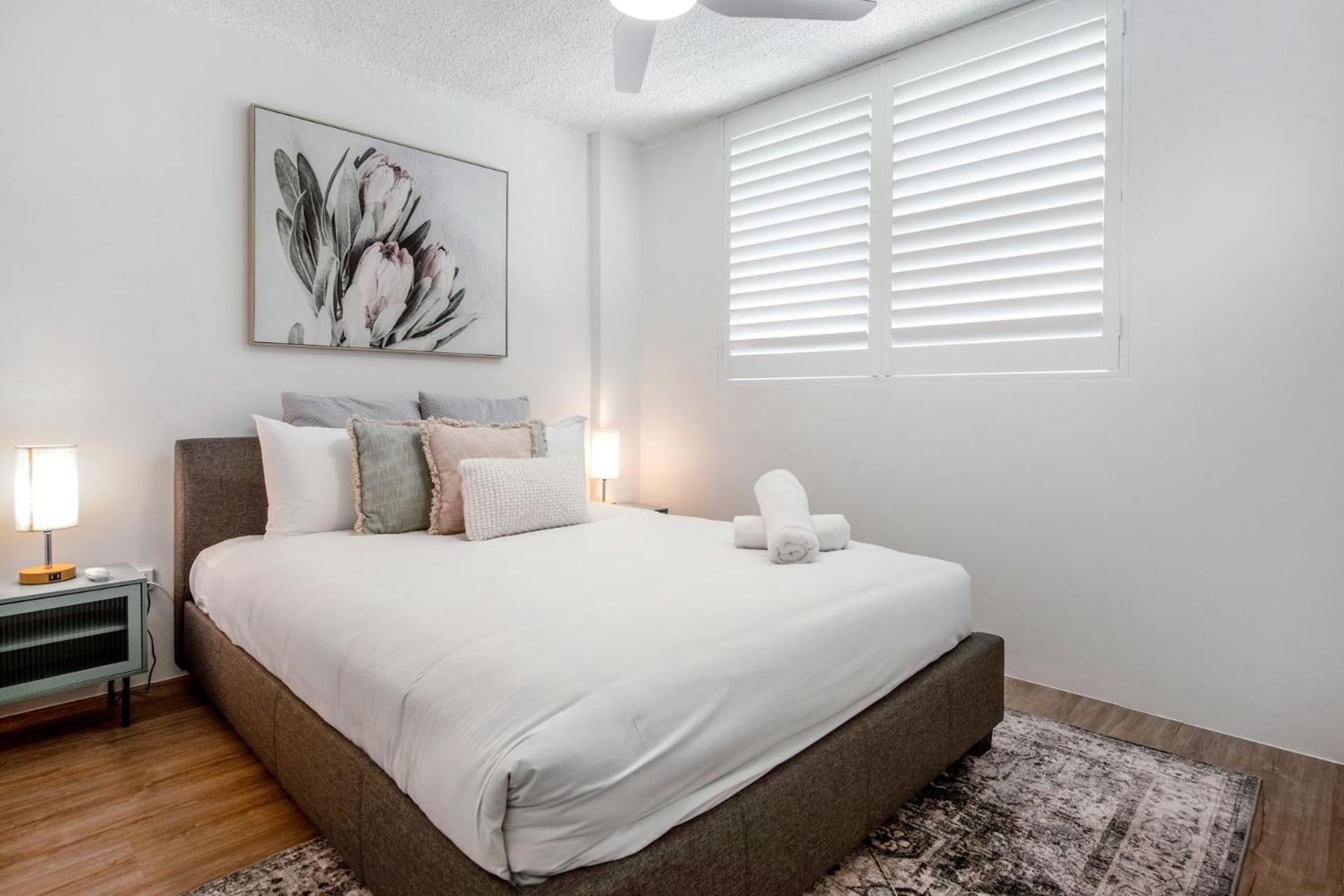 Apartment Beautifully Renovated Two Bedroom - Coasthm *