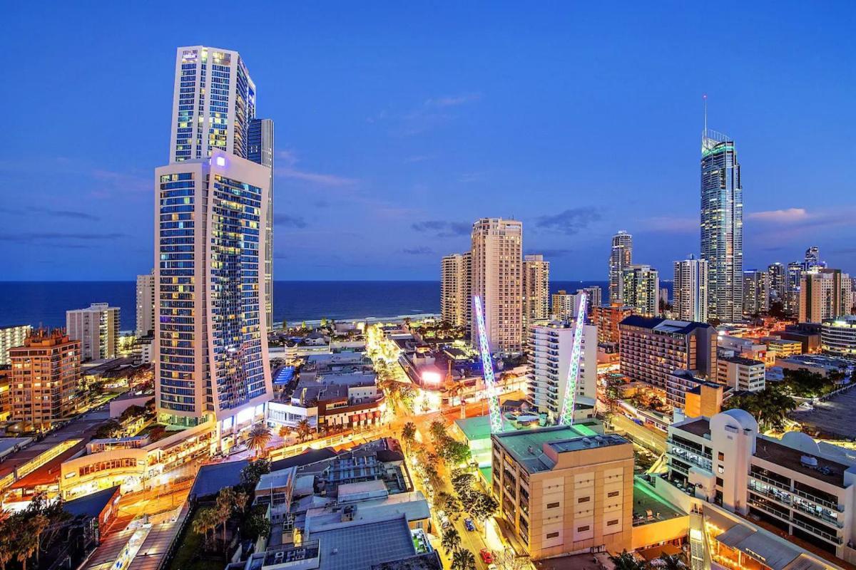 Apartment Circle On Cavill - Paradise Stayz