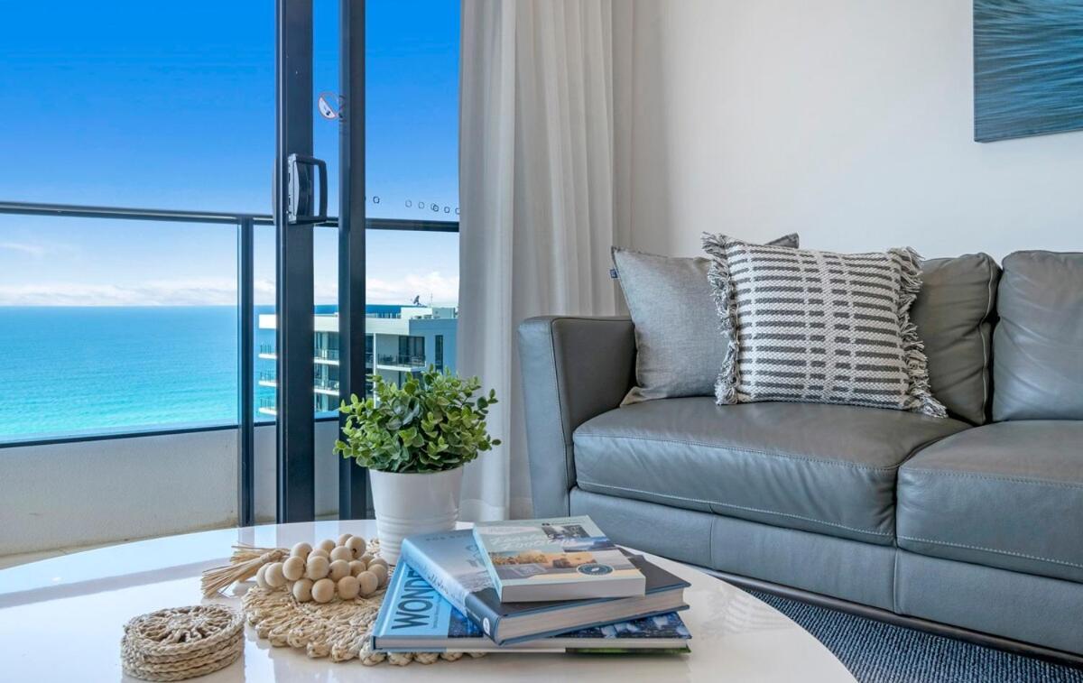 Mega Views At Oracle 23204 Apartment