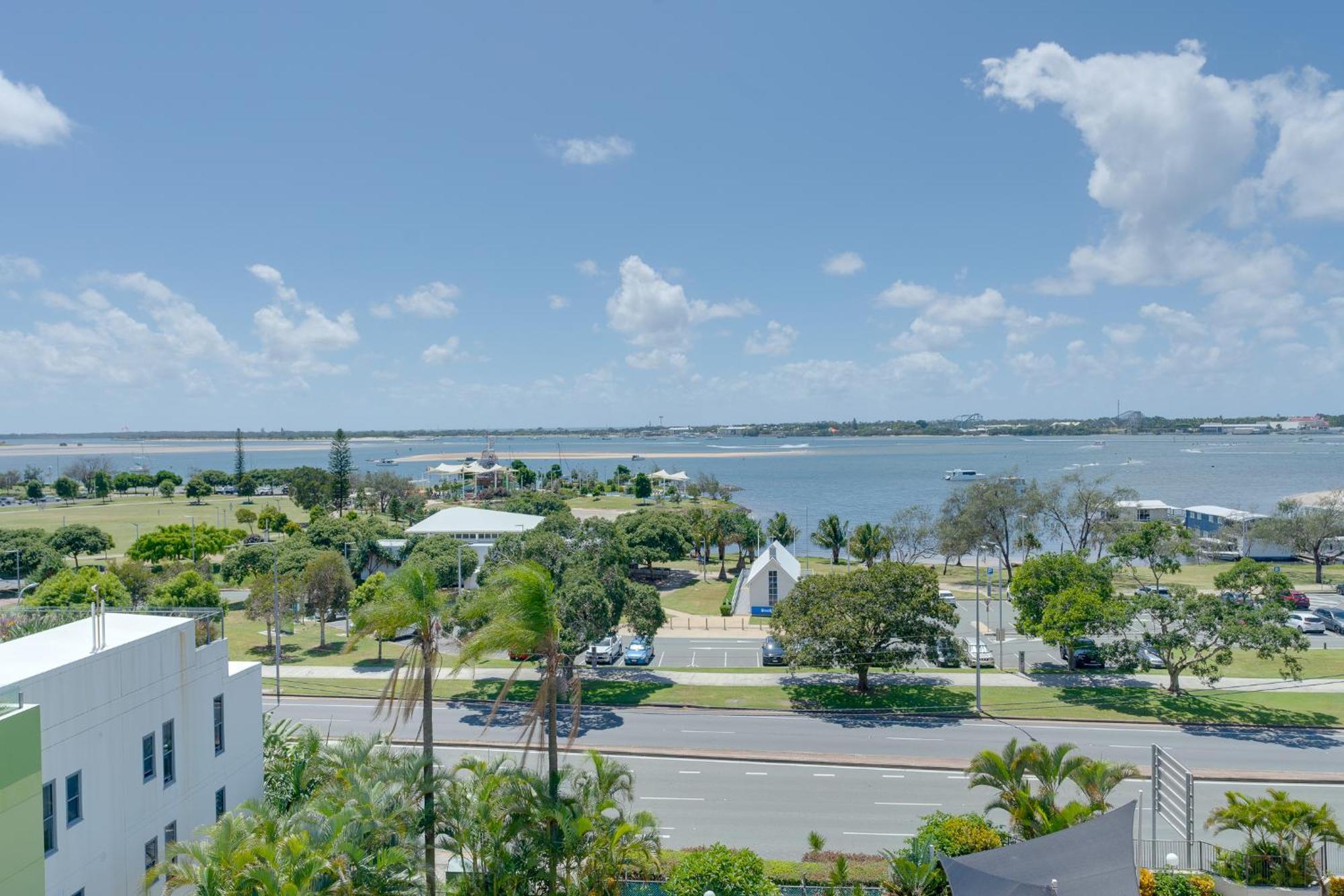 Paradise! 2br In The Heart Of Gc With Ocean Views Apartamento