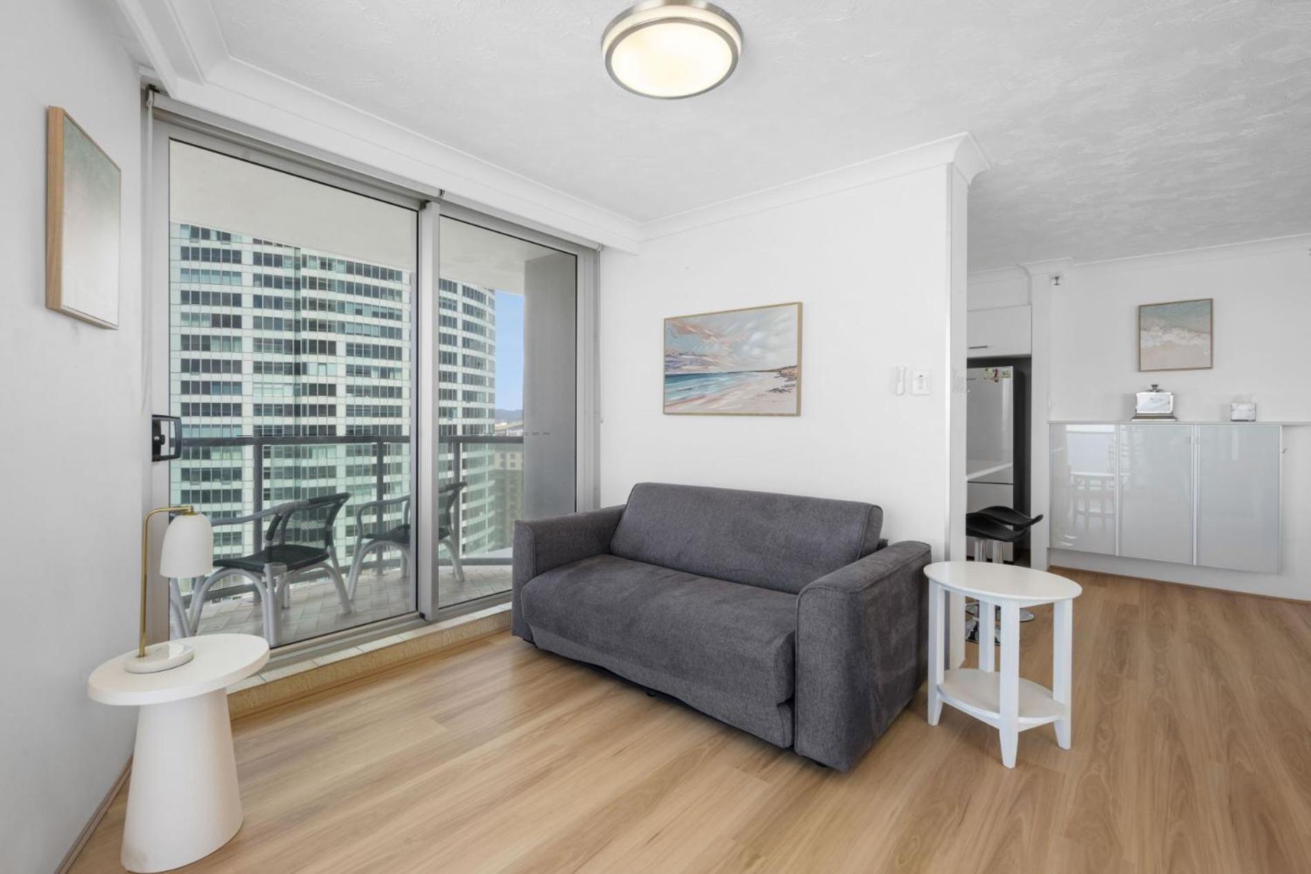 Peninsula Surfers Paradise - Hosted By Coastal Letting