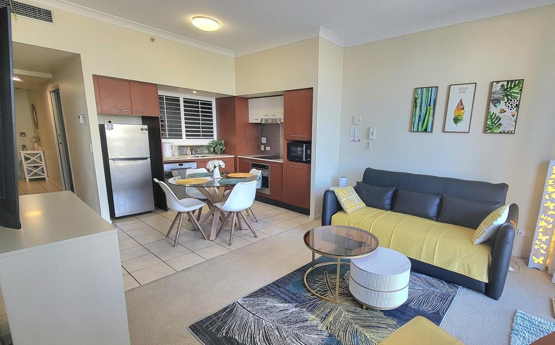 Chevron Renaissance - Floor - Self Contained & Privately Managed *
