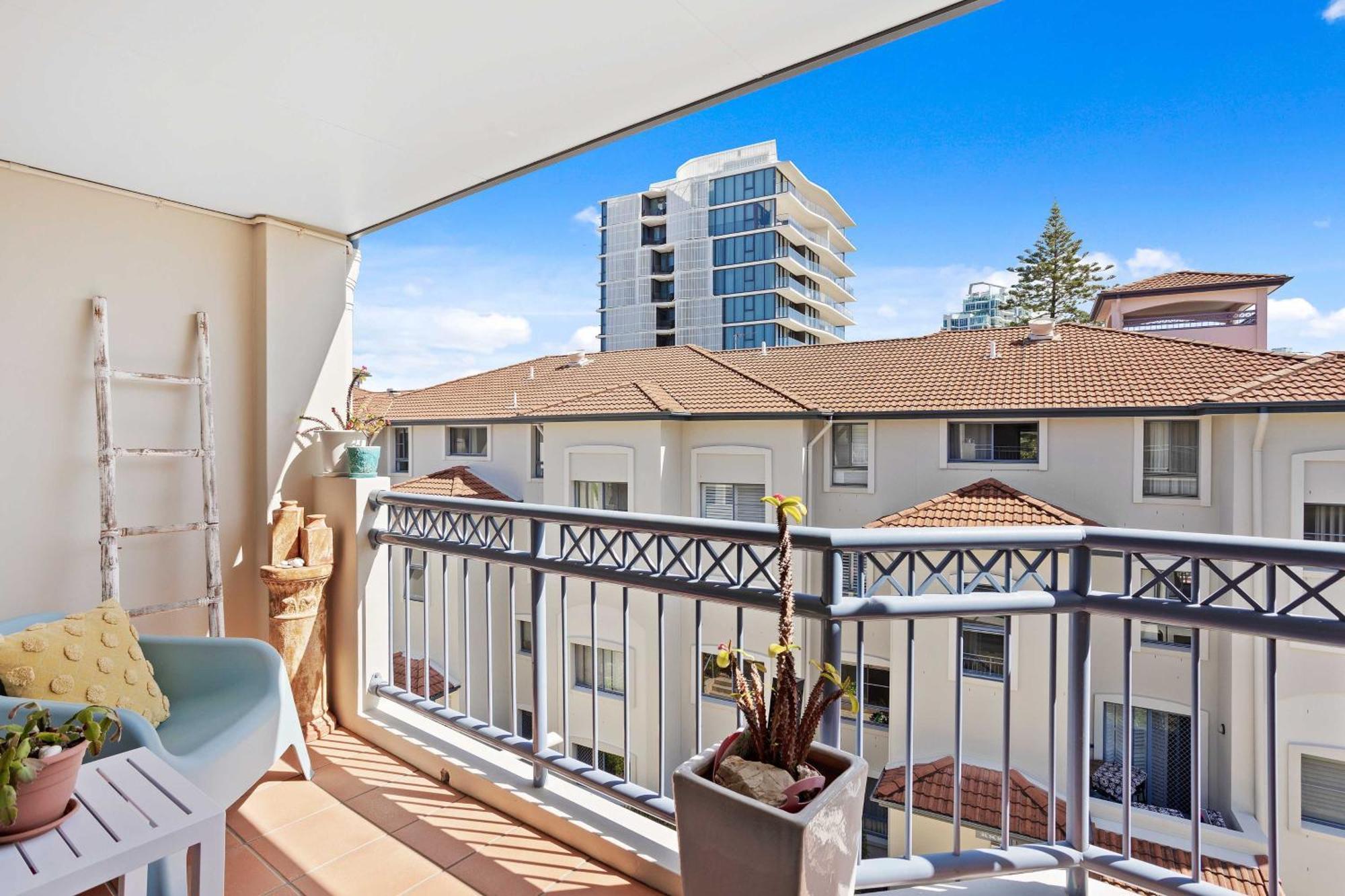 Bella Mare Coolangatta Beachside Aparthotel Gold Coast