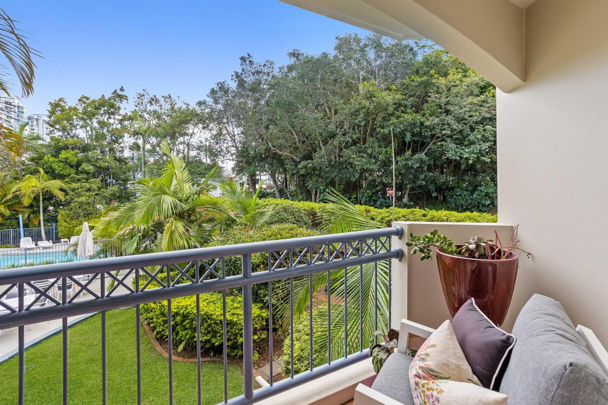 Bella Mare Coolangatta Beachside Aparthotel Gold Coast