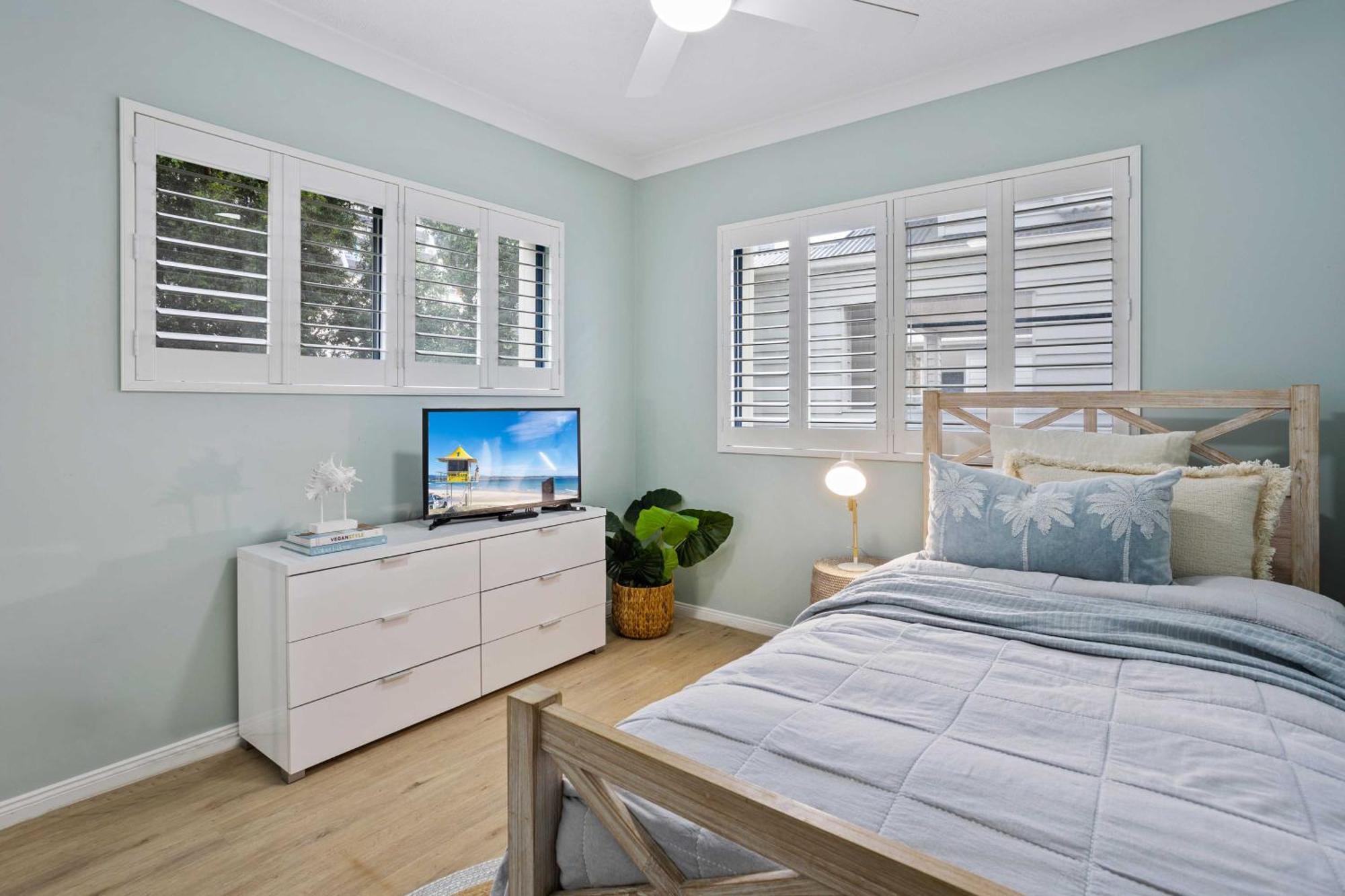 Bella Mare Coolangatta Beachside 4*