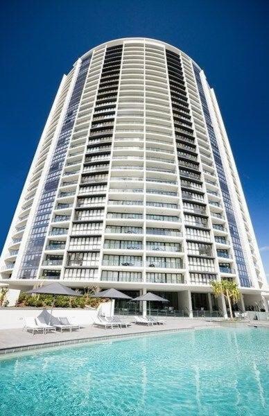 Apartment High Floor Ocean View - Sierra Broadbeach - Hosted By Coastal Letting Co. *