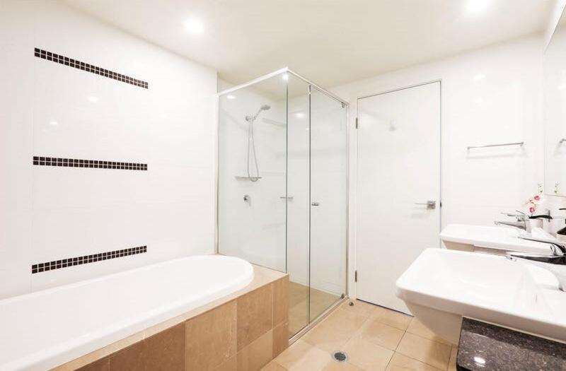 Apartment High Floor Ocean View - Sierra Broadbeach - Hosted By Coastal Letting Co.
