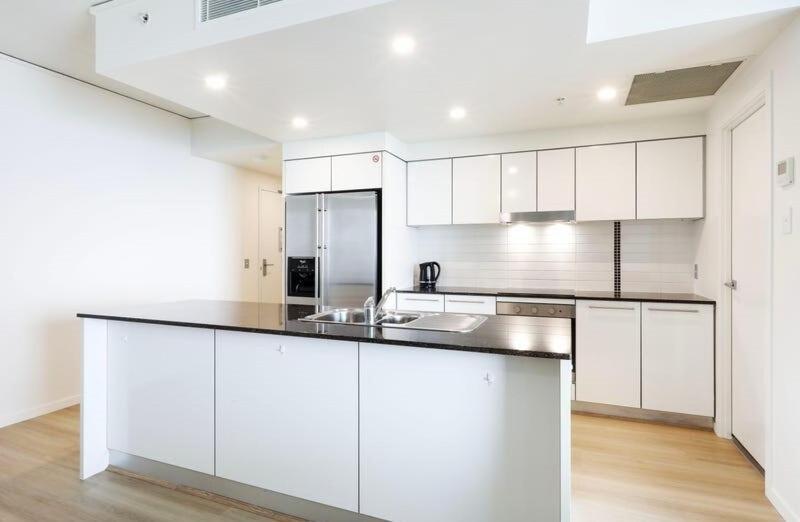 Apartment High Floor Ocean View - Sierra Broadbeach - Hosted By Coastal Letting Co.