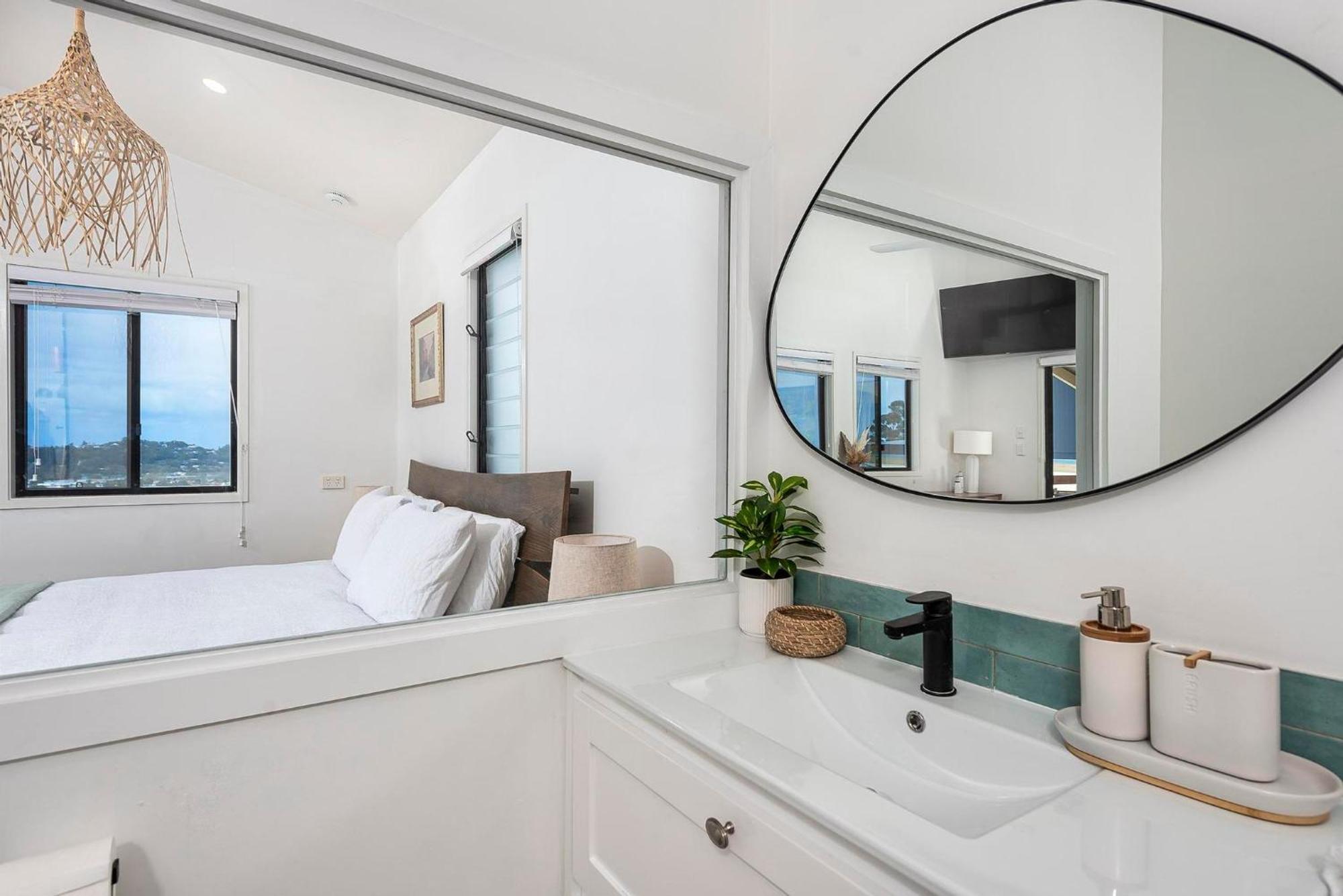 Apartment Sheket