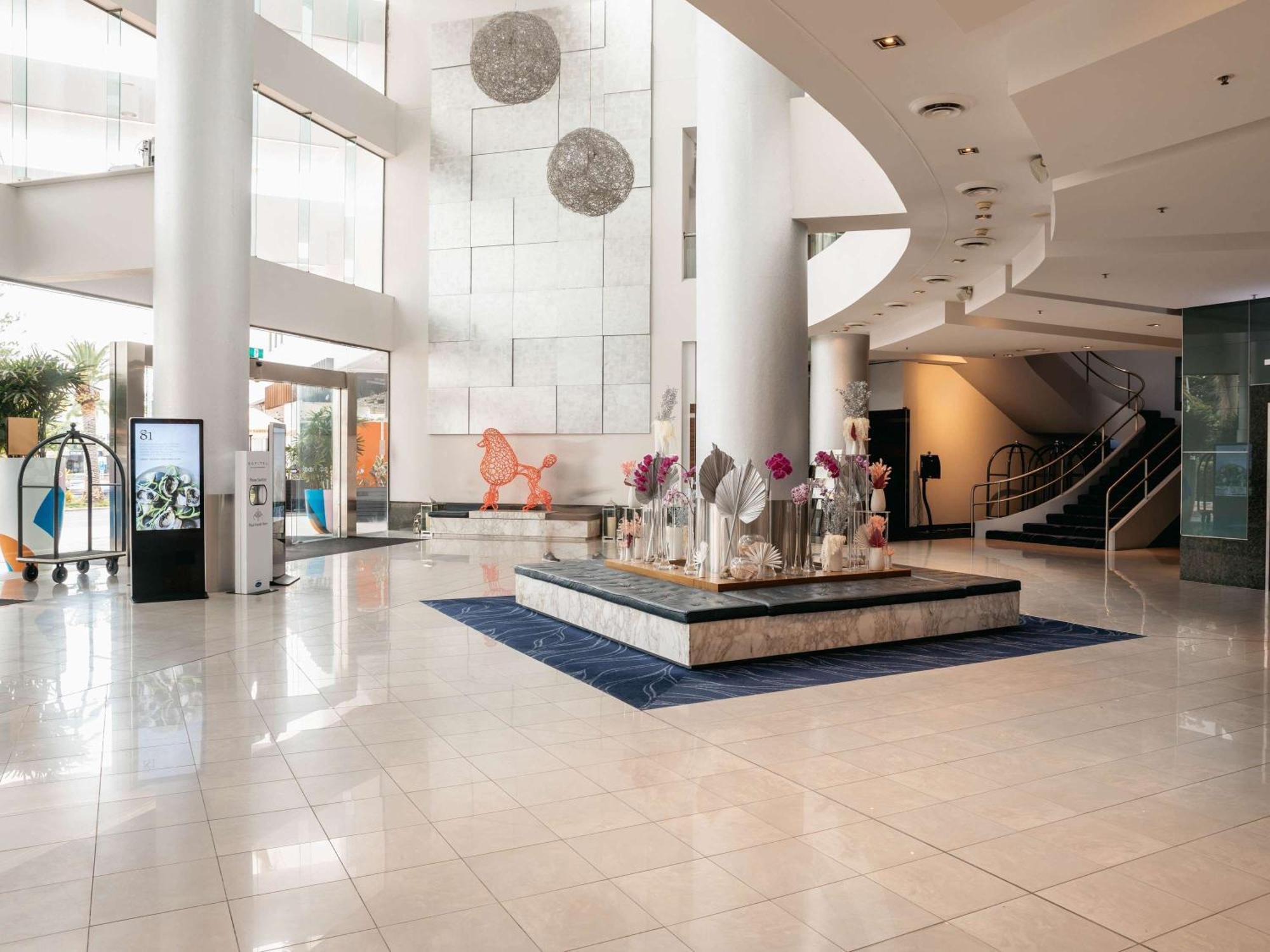 Sofitel Broadbeach Hotel