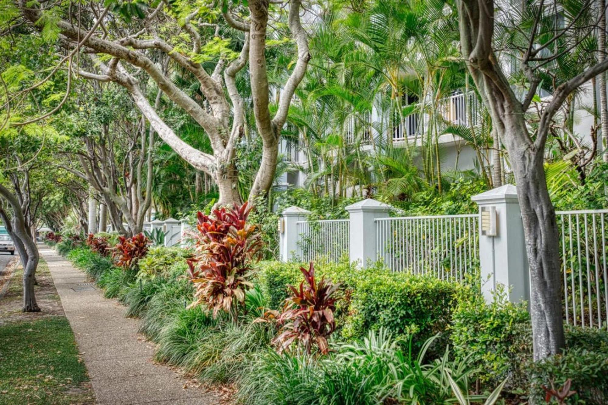Ocean View 2-bed With Pools, Spa, Sauna, Gym & Bbq *