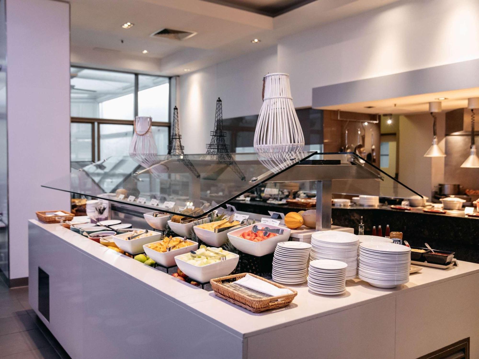 Sofitel Broadbeach 5* Gold Coast