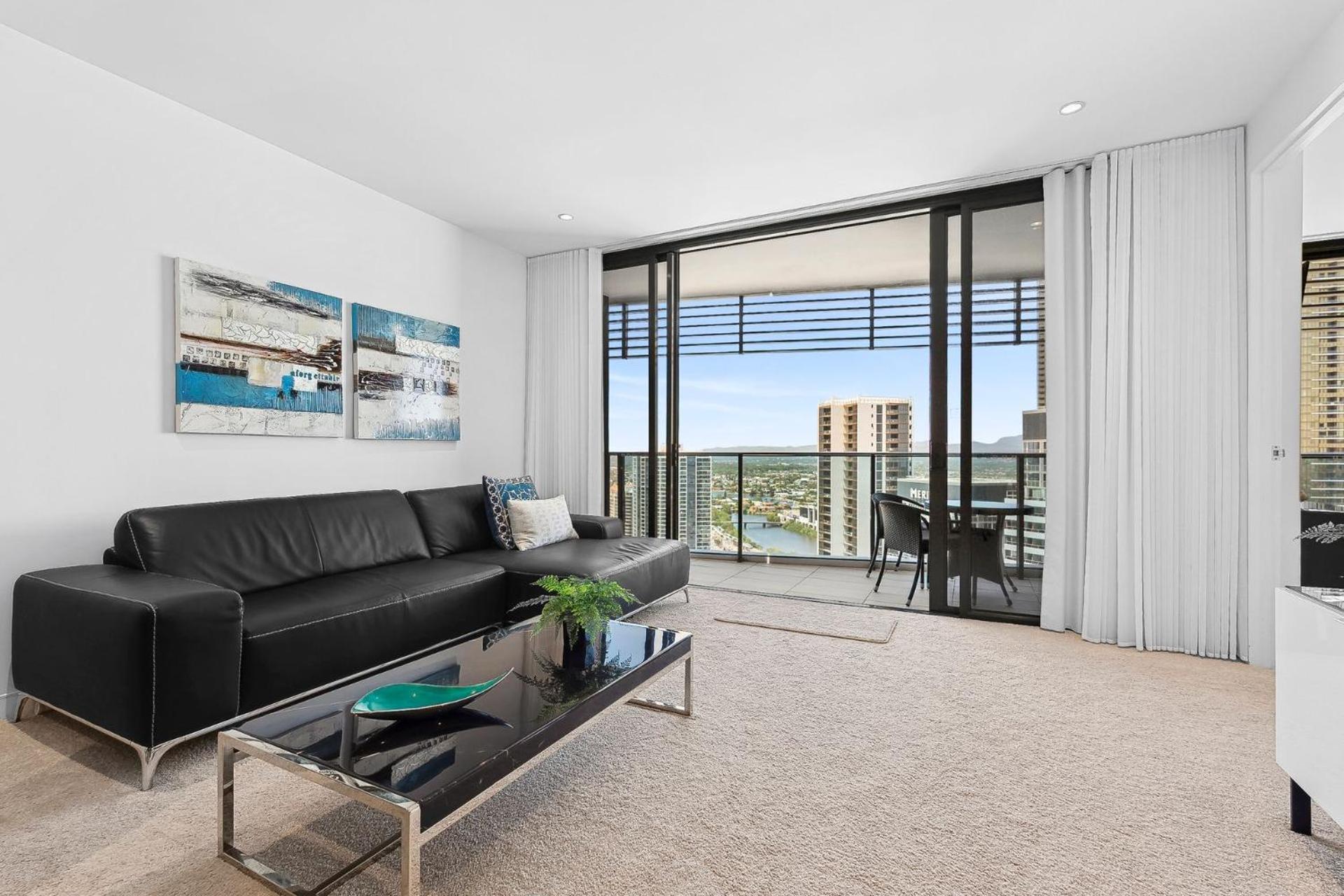 Luxury Sky High 1 Bedroom Escape With Ocean Views * Gold Coast